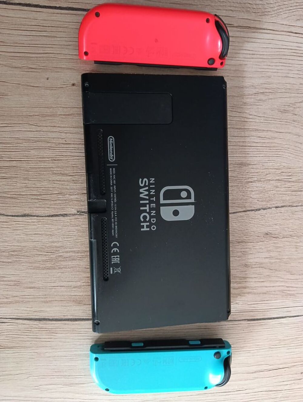 switch + accessoire Consoles et jeux vidéos