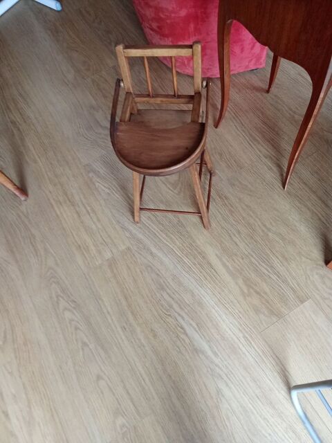 CHAISE DE BEBE ANCIENNE 30 Clisson (44)