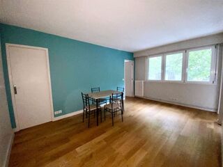  Appartement à louer 3 pièces 49 m²