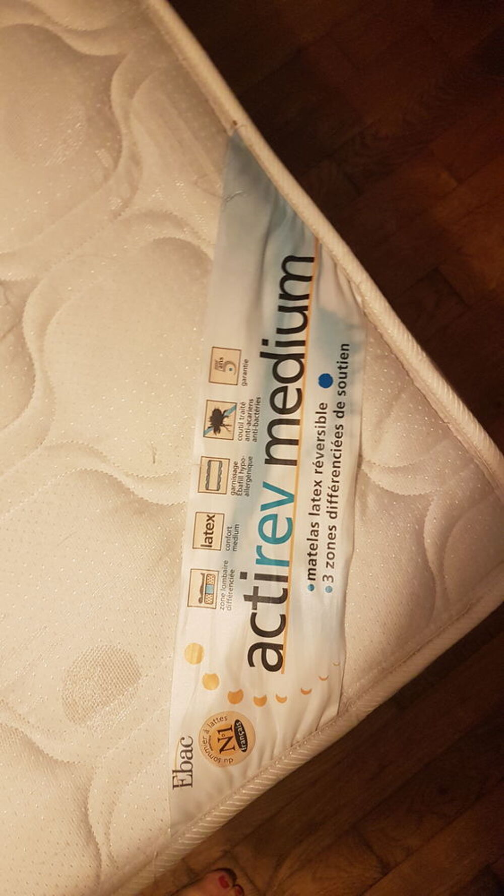 Sommier 160cm x 200cm + matelas 160cm x 200cm Meubles