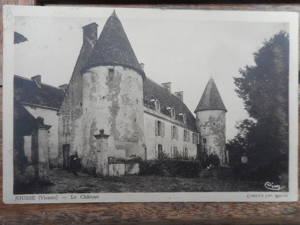 Carte postale Jouss&eacute; 86 Le Ch&acirc;teau 