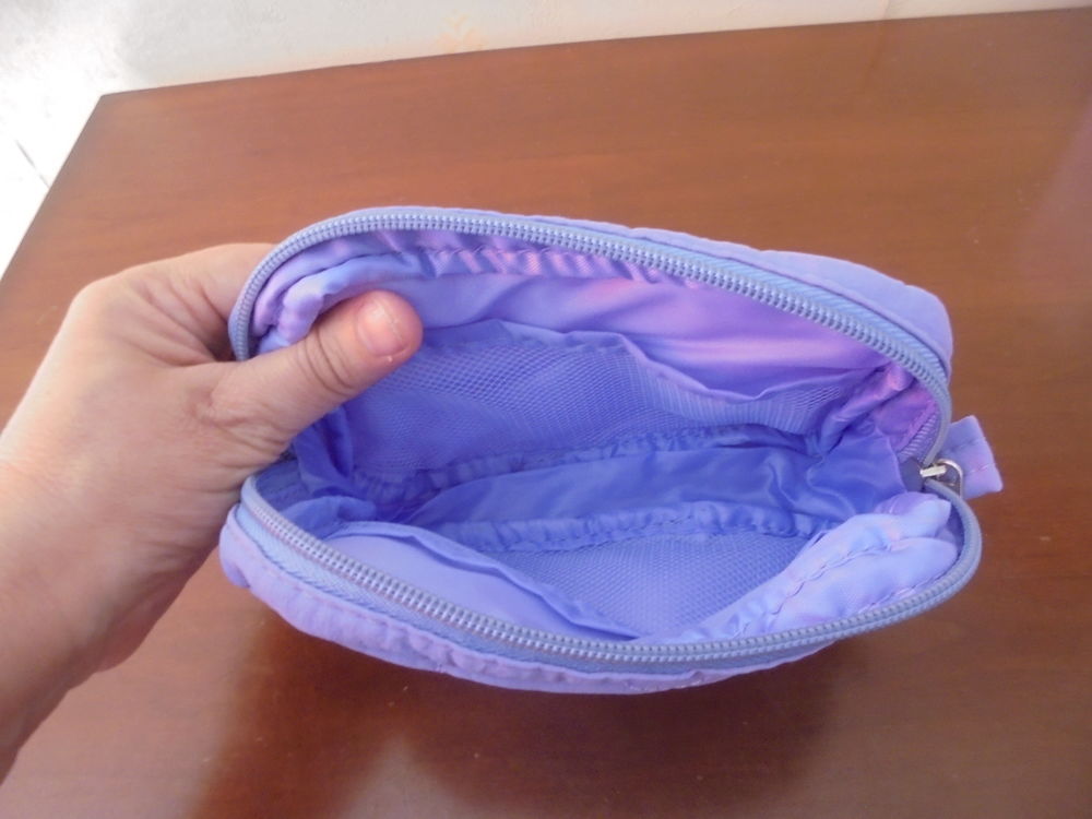 Trousse mauve (123) Maroquinerie