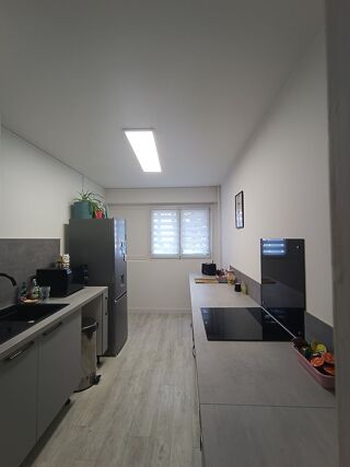  Appartement  vendre 3 pices 68 m