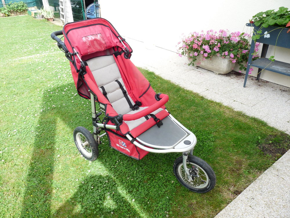 Poussette RED CASTEL SPORT Puériculture
