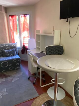  Appartement à louer 1 pièce 20 m²