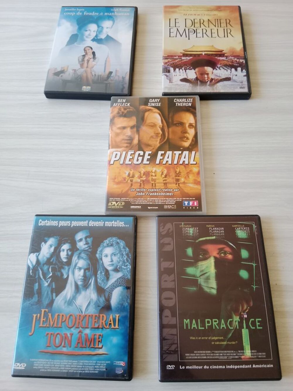 Lot de 5 dvds DVD et blu-ray
