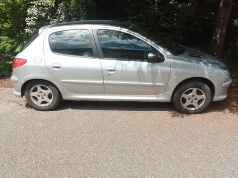 Peugeot 206 2003 occasion Chamb&eacute;ry 73000