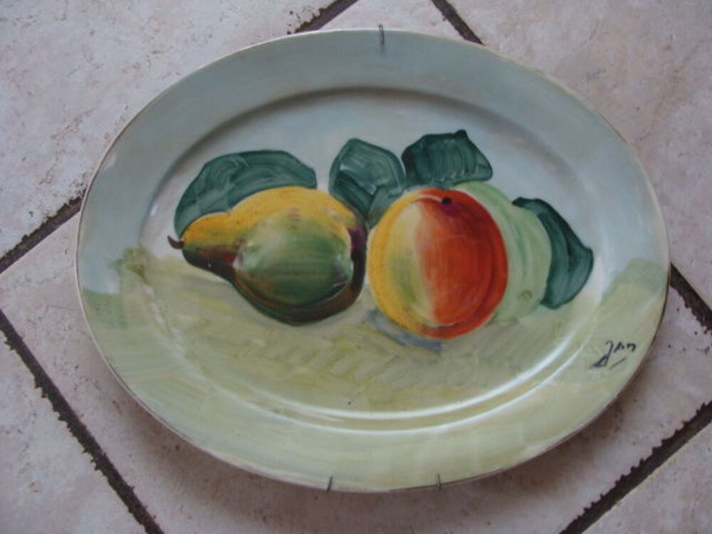 plat et assiette d&eacute;cors fruit . Décoration