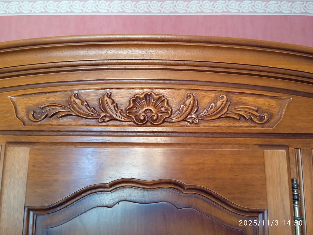 Magnifique armoire en merisier massif Meubles