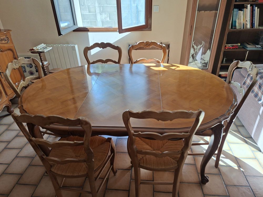 Ensemble meuble et table Meubles