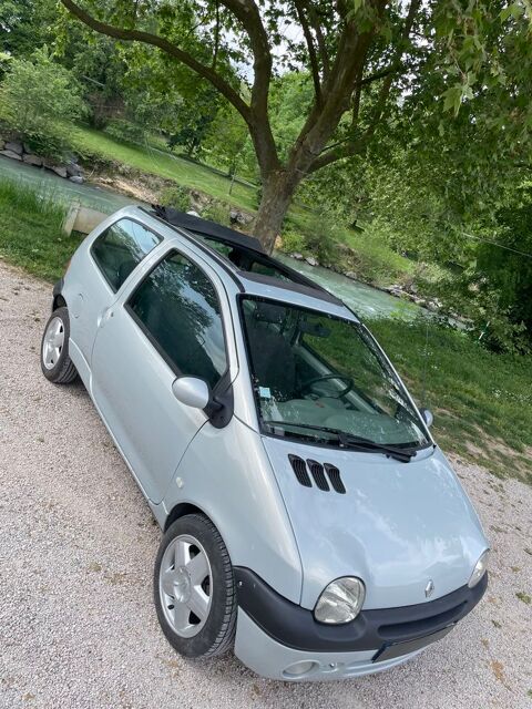 Renault Twingo 1,2 16v tech run 2003 occasion Juran&ccedil;on 64110