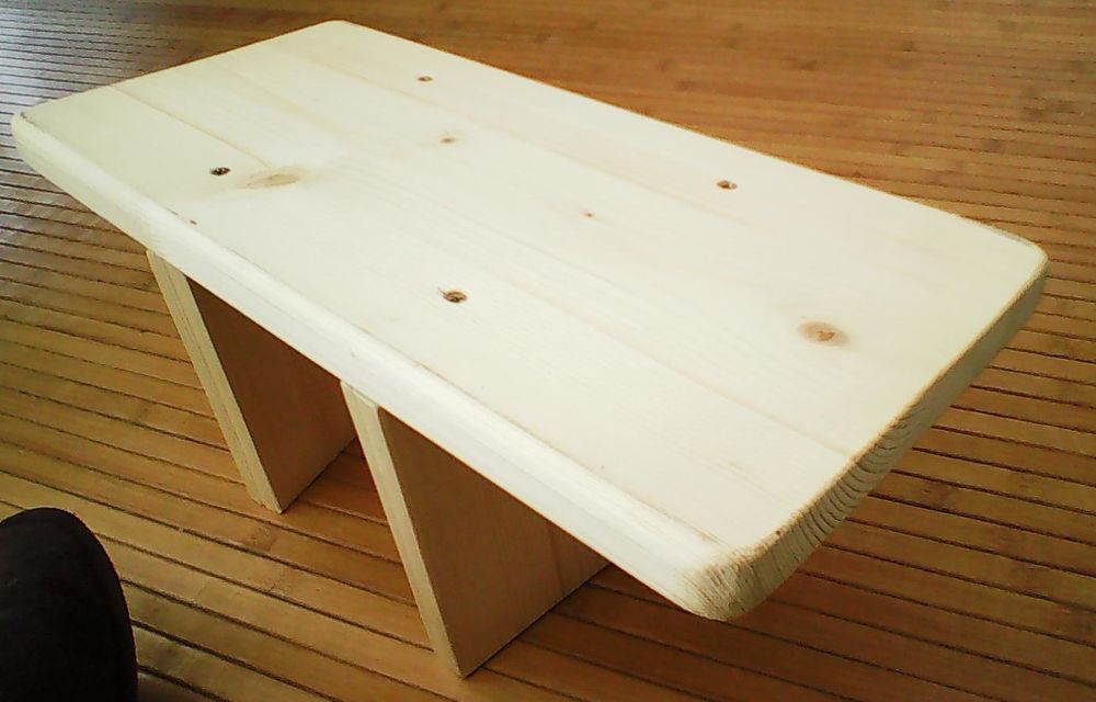 Banc de m&eacute;ditation, yoga, relaxation... Meubles