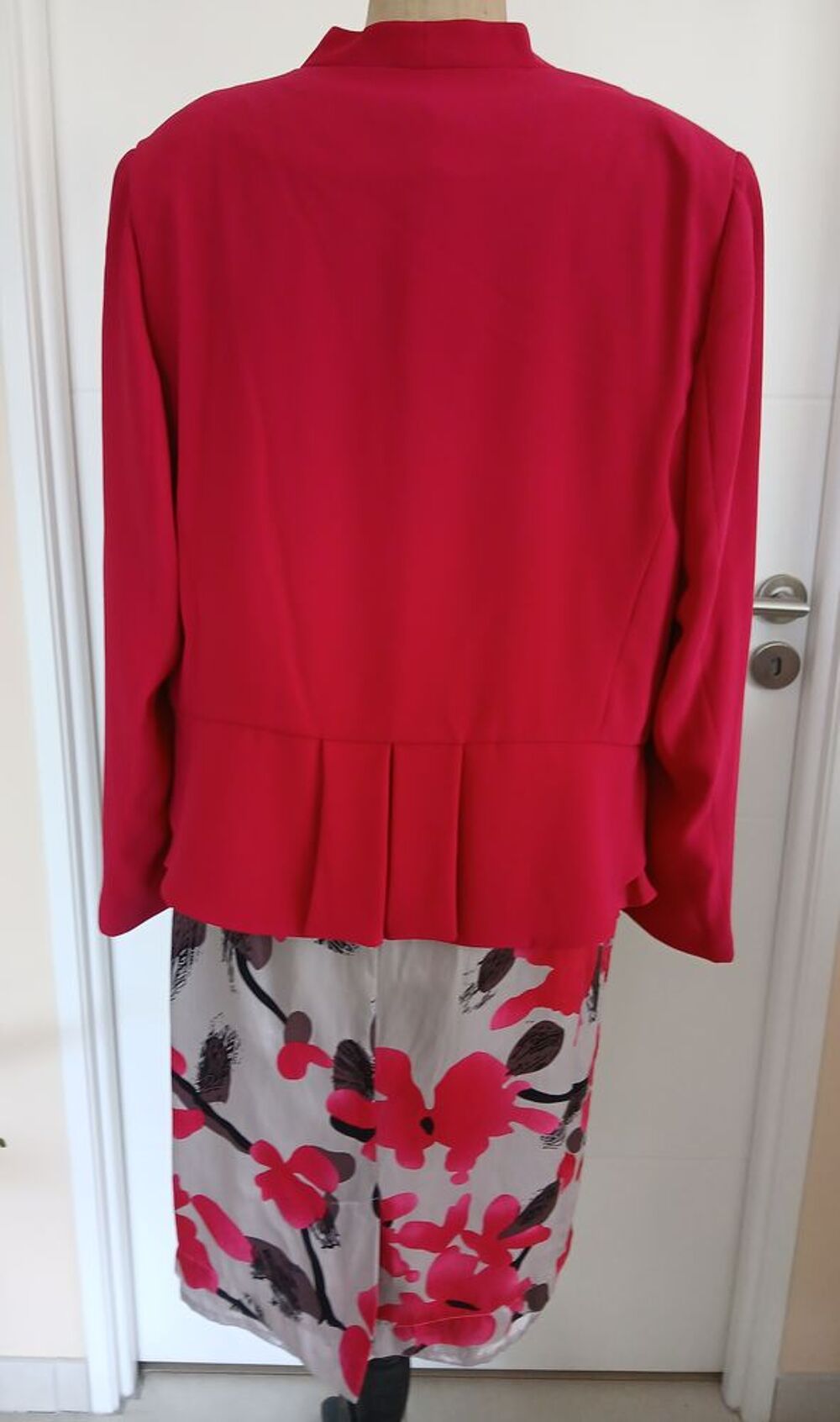 Ensemble robe et veste satin Un Jour Ailleurs - taille 46 Vêtements