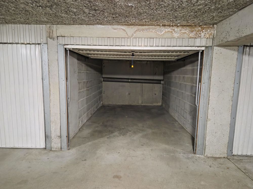 Location Parking/Garage Garage fermé - 14 m2 - Saint-Herblain Saint-herblain
