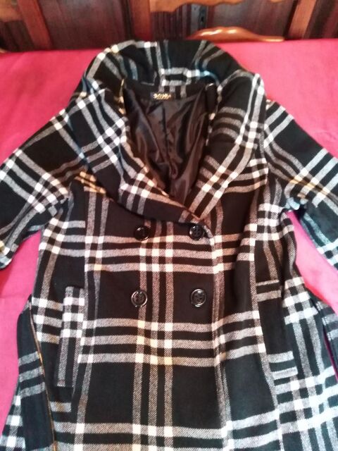 Manteau gris blanc et noir taille L 30 Avermes (03)
