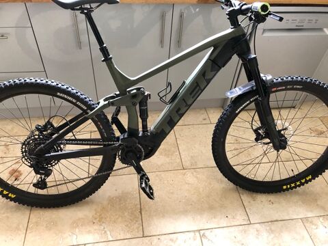 TREK RAIL 5 SX E-MTB BIKE 2021
1400 Roubaix (59)