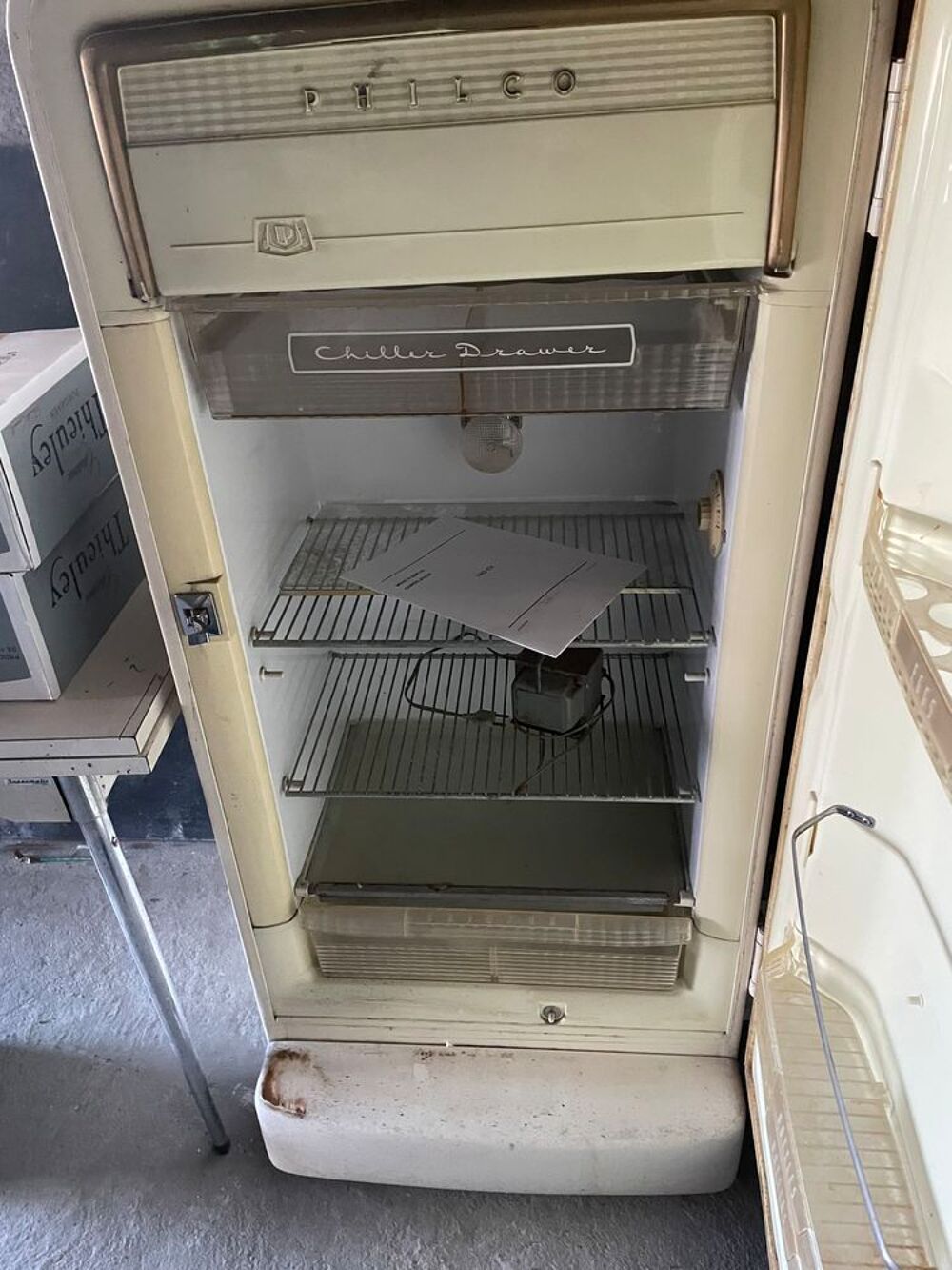 Frigidaire ancien Electroménager