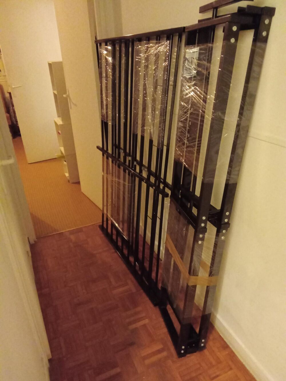 Sommier 140x200 
Meubles