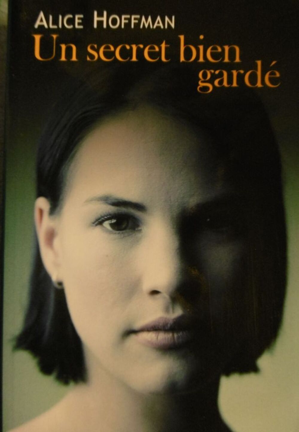 livre "un secret bien gard&eacute;" Livres et BD