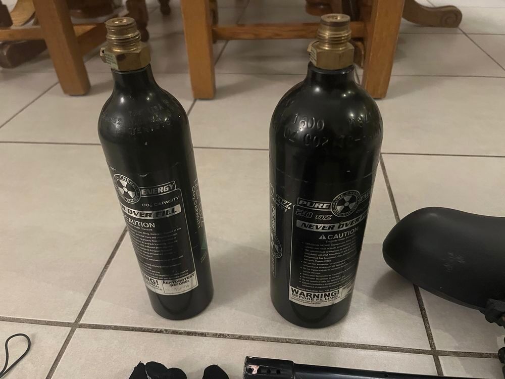 Lot paintball Tippmann 98 Custom avec canon carbone et acces Sports