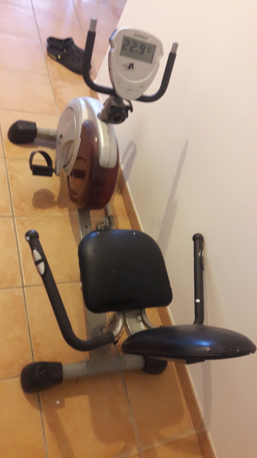 Achetez vélo d appartement occasion, annonce vente à Beaufort (38) WB172142133