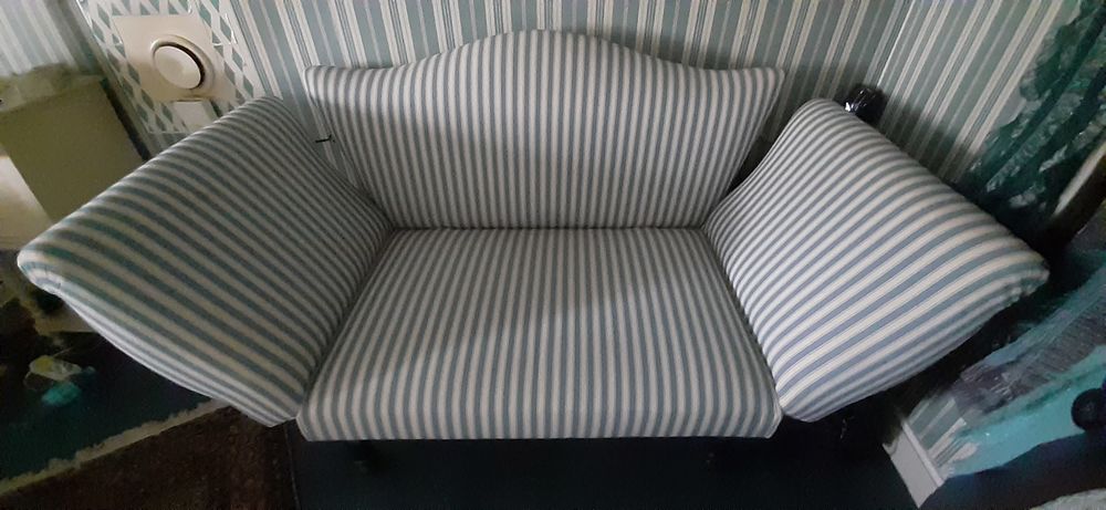 Banquette hirondelle napoleon 3 Meubles