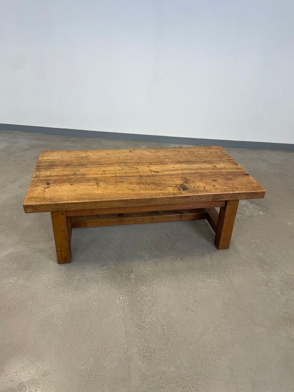 Table basse en ch&ecirc;ne massif LIVRAISON POSSIBLE Meubles
