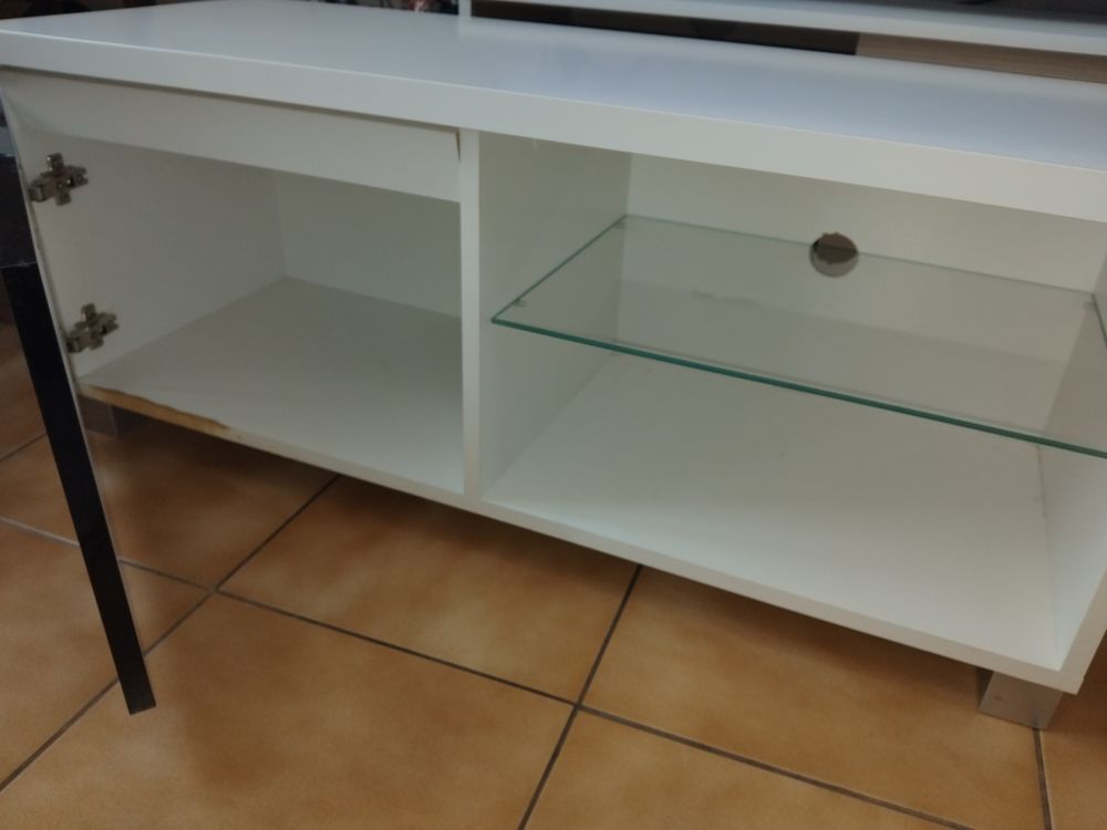 Meuble t&eacute;l&eacute; Meubles