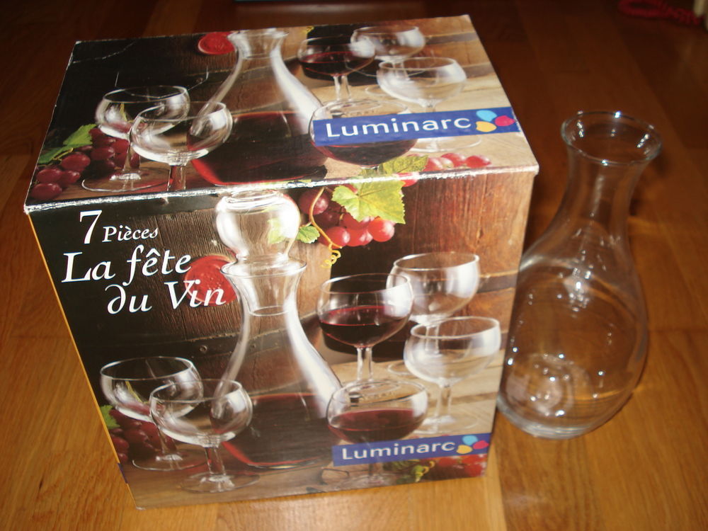 4 verres identiques pas un &eacute;clat et autres mod&egrave;les Décoration