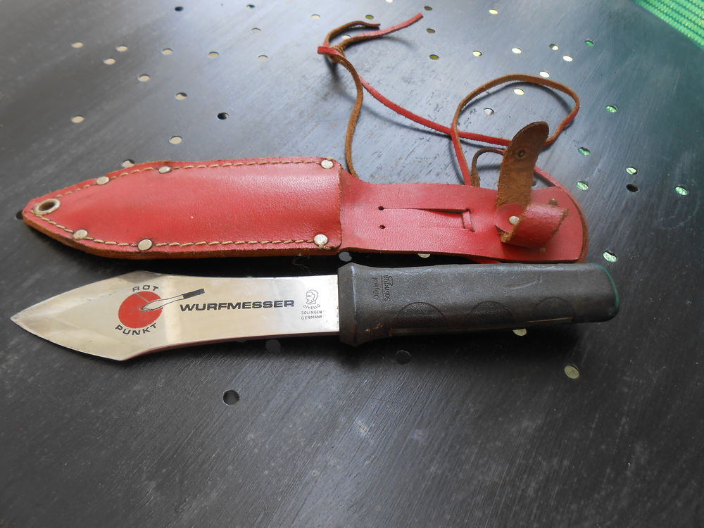 COUTEAU DE LANCER 