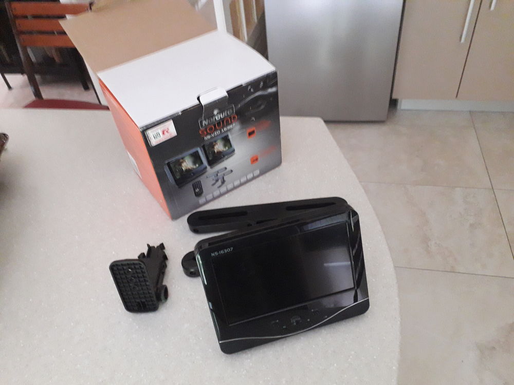 Lecteur DVD AUTO dble &eacute;crans Audio et hifi