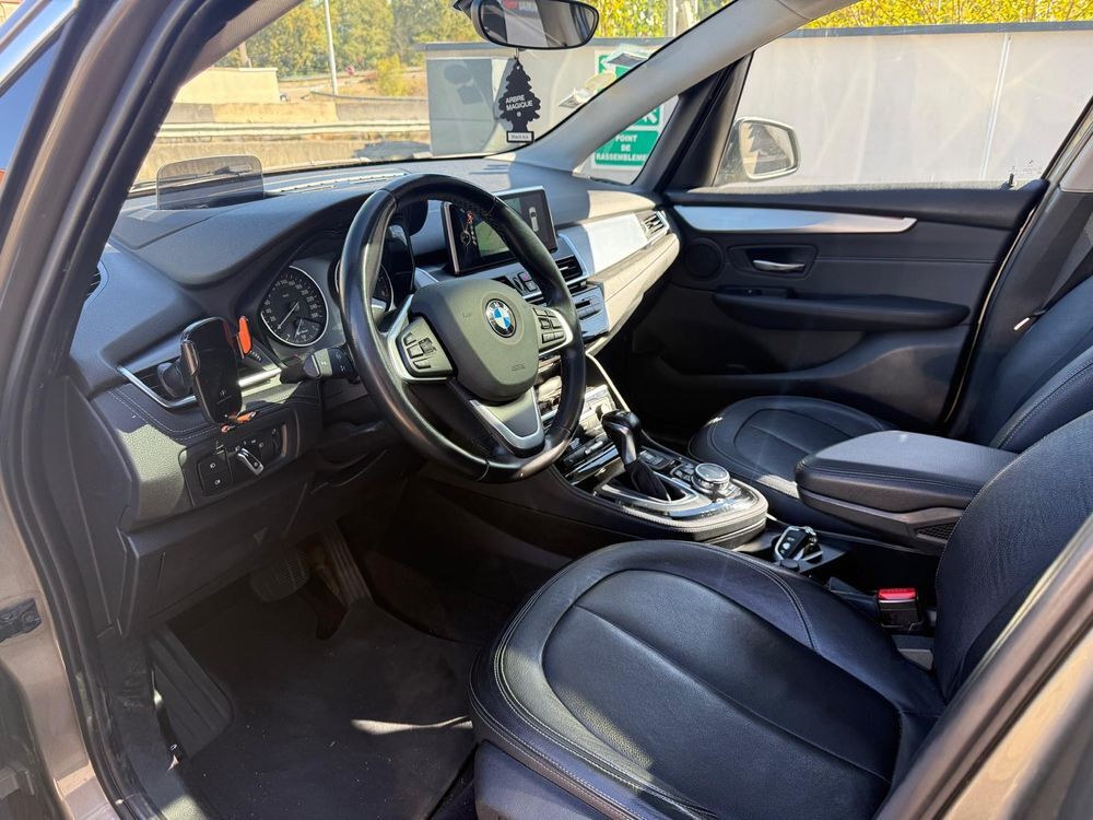 Serie 2 Active Tourer 218d 150 ch Luxury A 2014 occasion 33450 Montussan