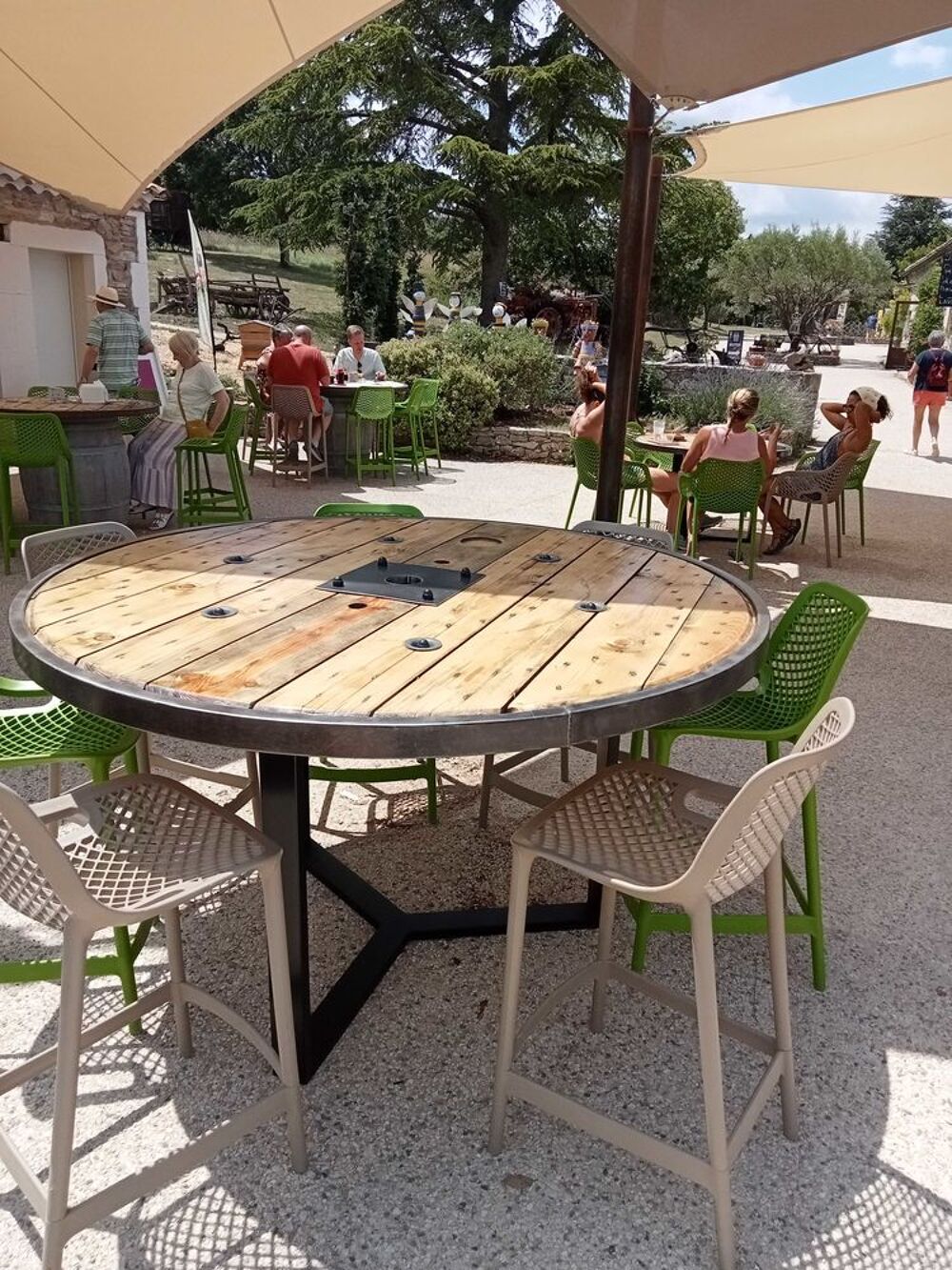 mange Debout avec plateau touret et pieds sur mesure en &eacute;toile Meubles