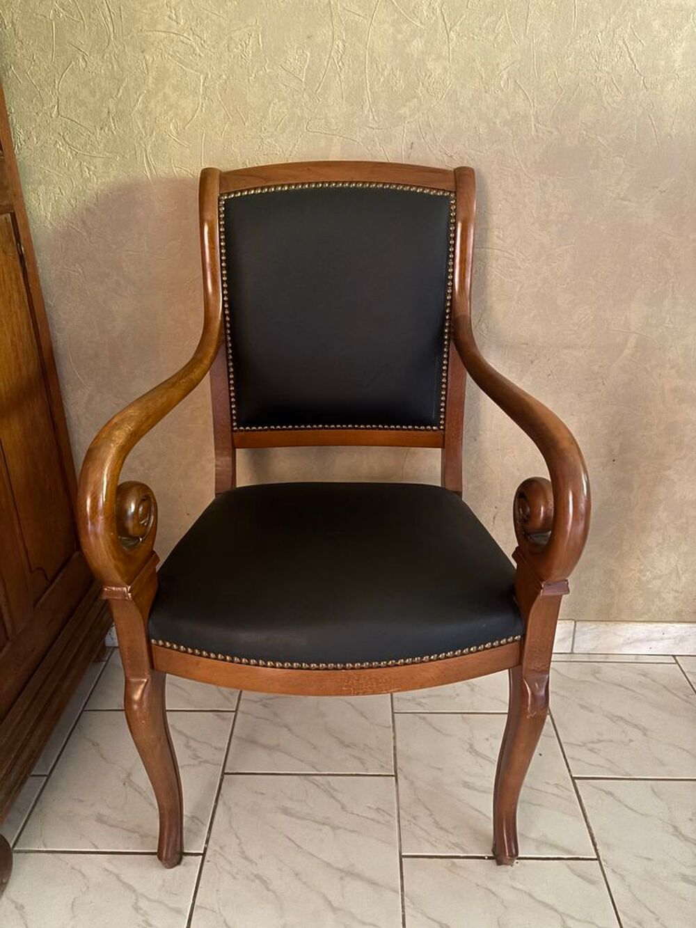 Bureau ministre style Louis Philippe + fauteuil assorti €" tr&egrave;s bon &eacute;tat Meubles