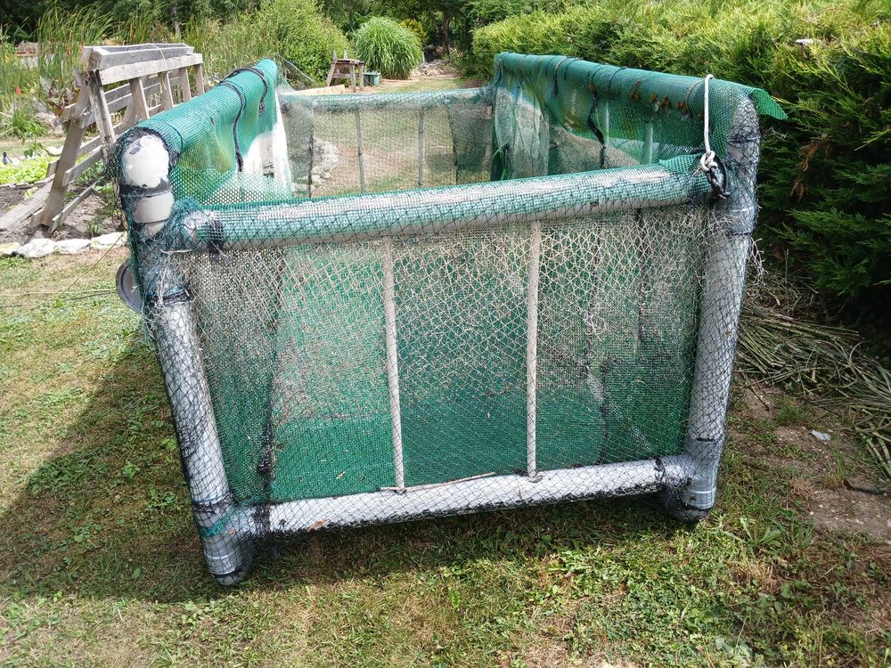 vivier flottant. Jardin