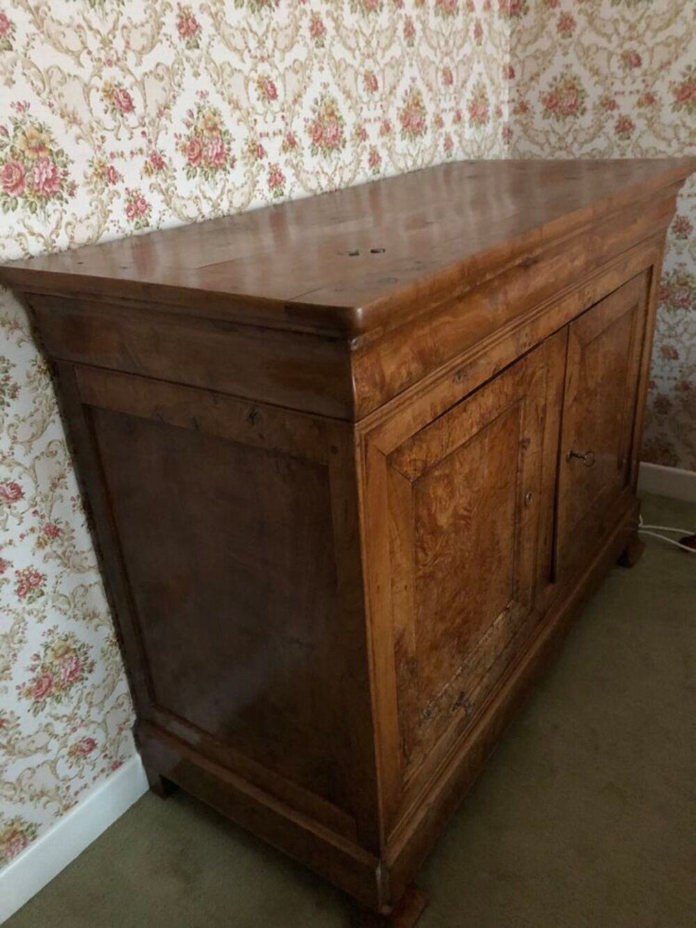 commode ancienne en noyer Meubles