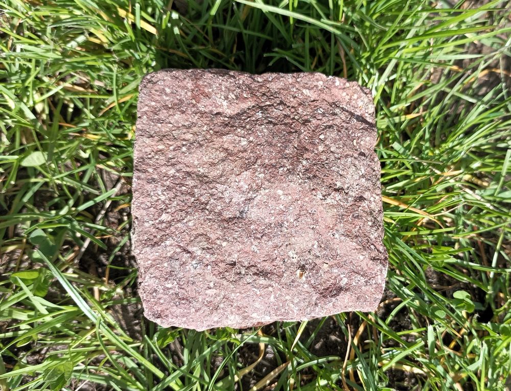 Paves cube granit rouge pierre naturelle sol jardin bricolag Jardin