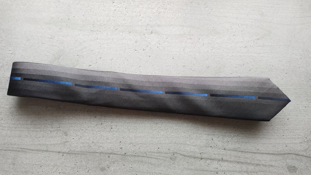 Cravate Armand Thiery ?? Studio '' 100% Soie - Liser&eacute; Bleu Vêtements