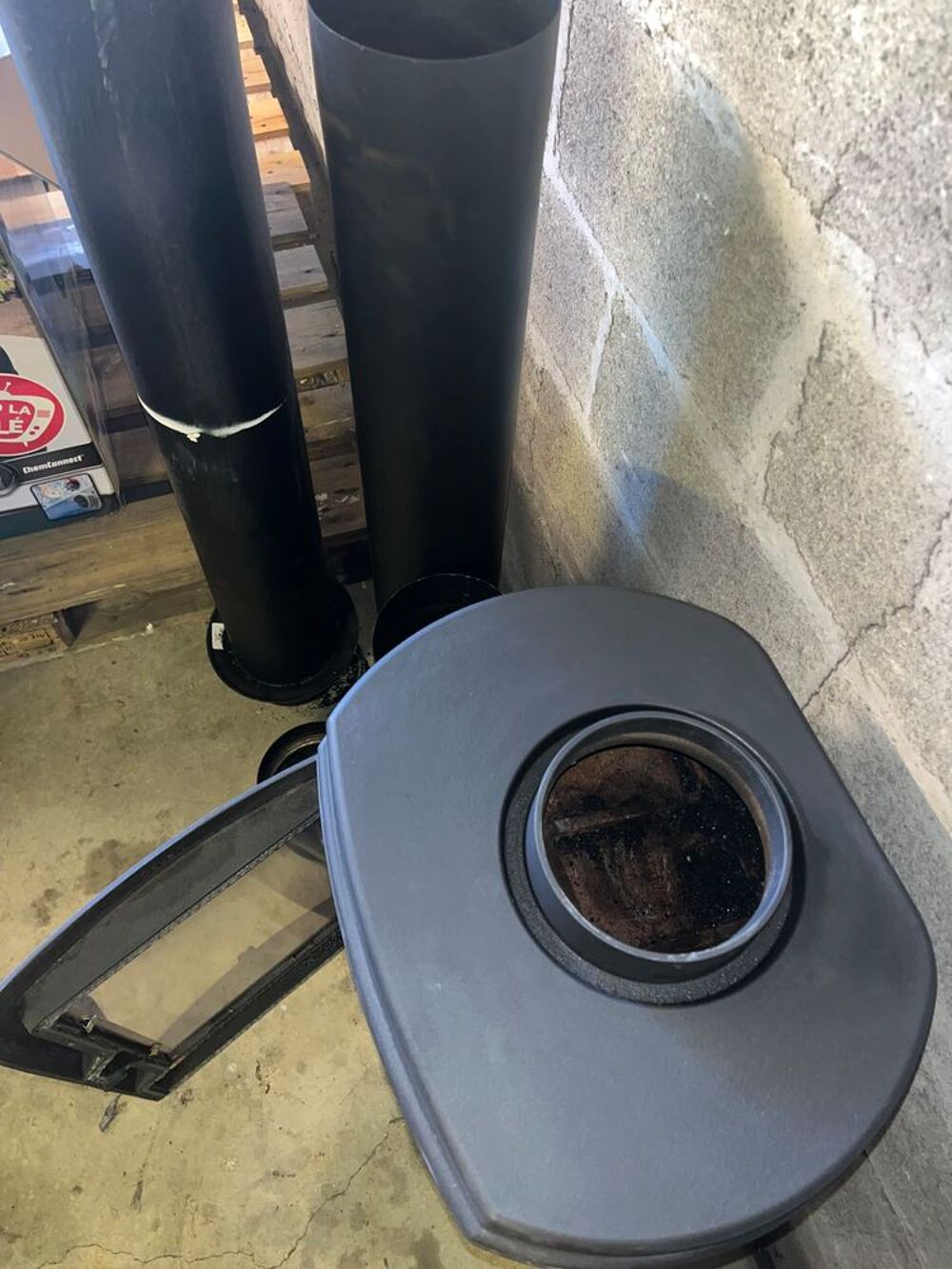 PO&Ecirc;LE &Agrave; BOIS INVICTA REMILLY 7 kW Meubles