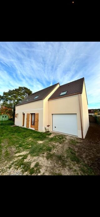 Maison 4 pièces 106 m² · à Bouville · 106 m² · 325 000 €