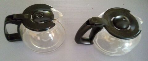 Verseuse cafetière en verre. Sur Amiens Rivery. Pas d'envoi. 10€ pièce. Remise en main propre. 10 Amiens (80)