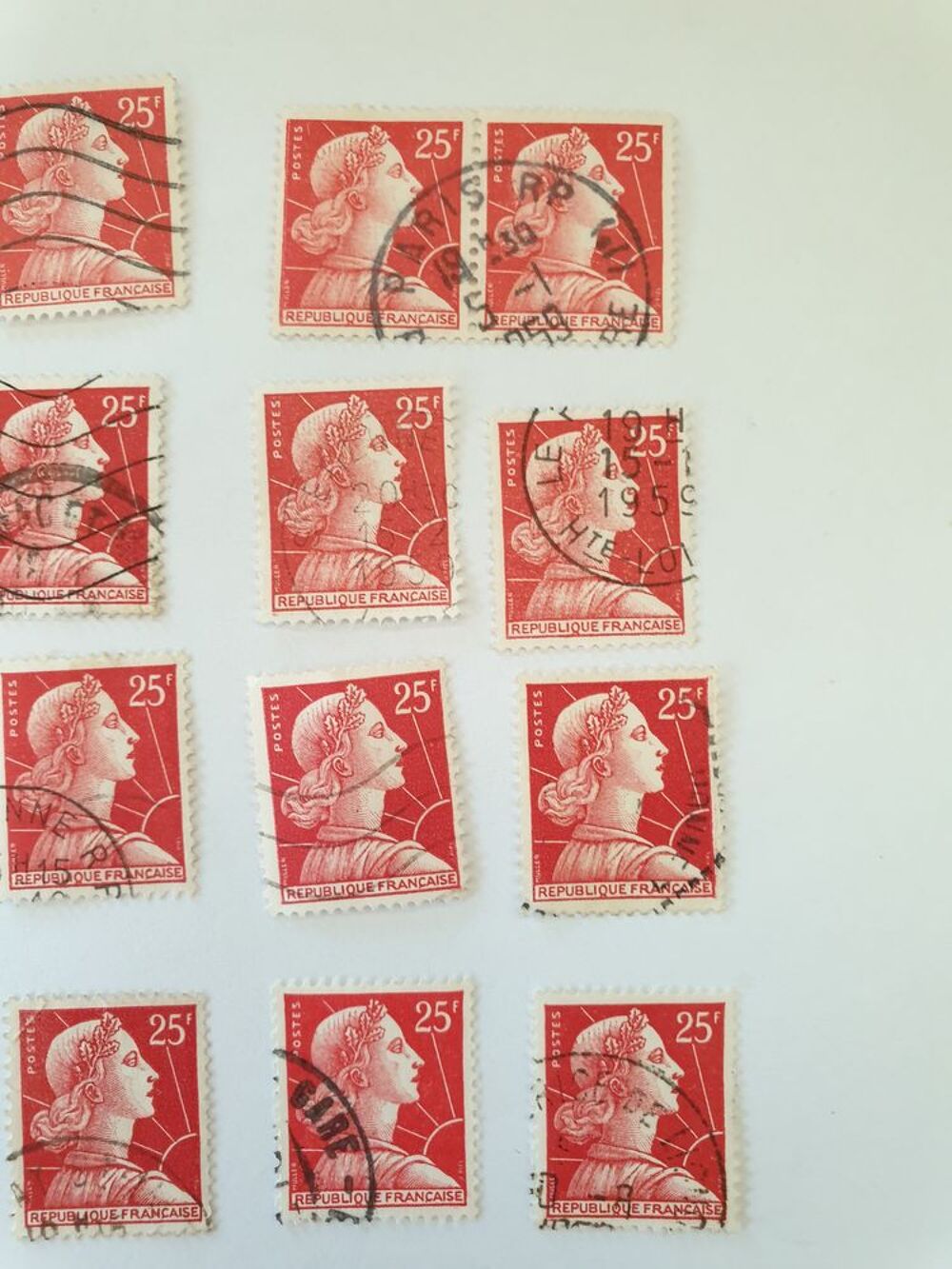 Timbre France 1955 Marianne de Muller 25 F lot 0..40 euro 
