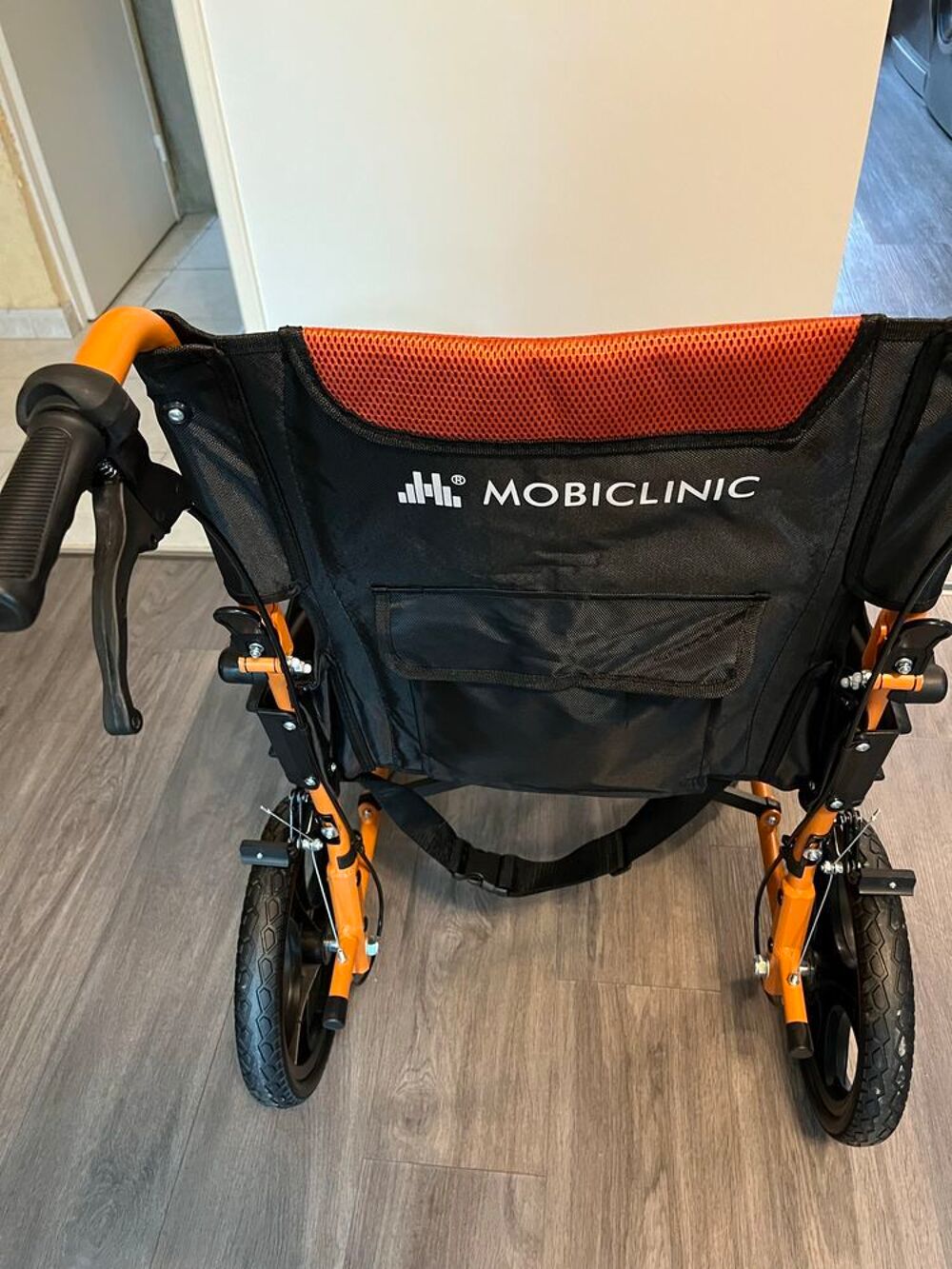 fauteuil roulant pliable Meubles