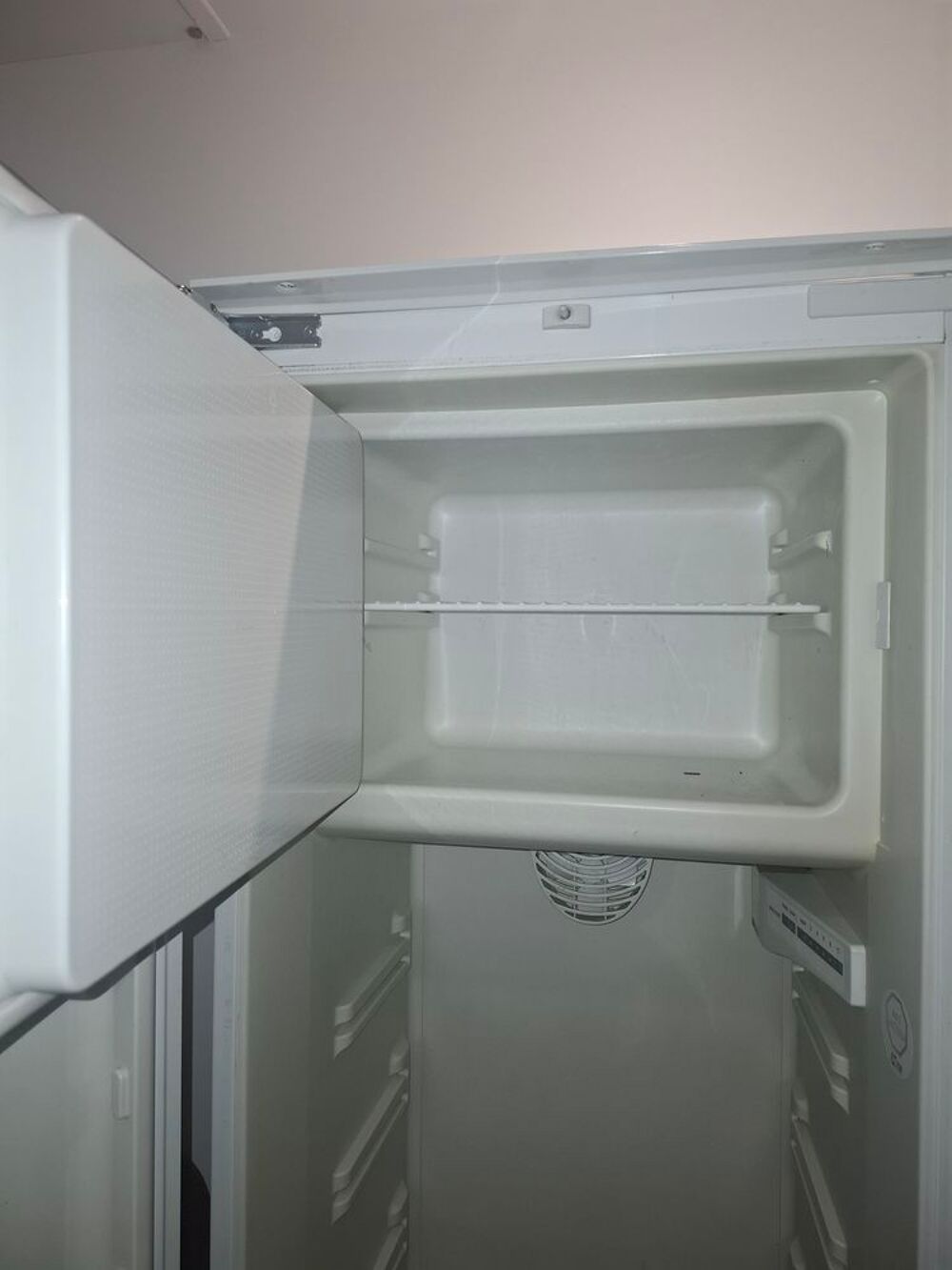 R&eacute;frig&eacute;rateur encastrable Electroménager