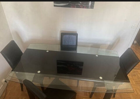 Table salle �  manger 150 Paris 13 (75)