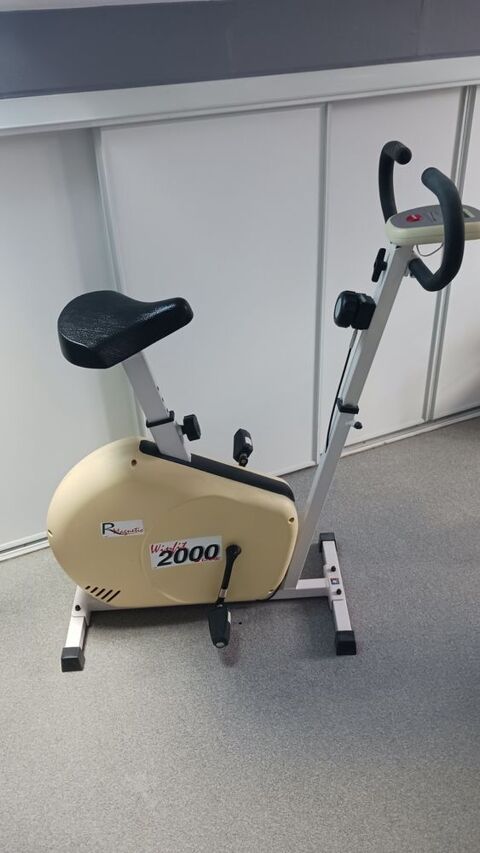 Vélo d'appartement 100 Nantes (44)