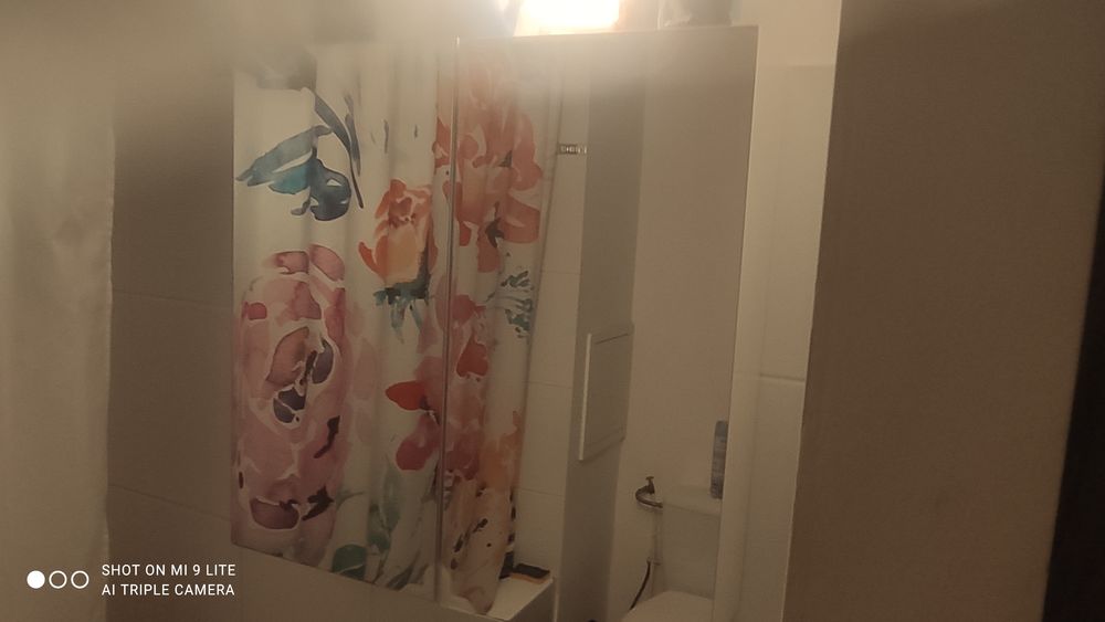 Armoire vitr&eacute;e salle de bain Meubles