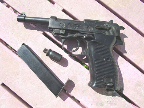 R�plique pistolet Walther P38 � blanc 130 Saint-Prix (95)