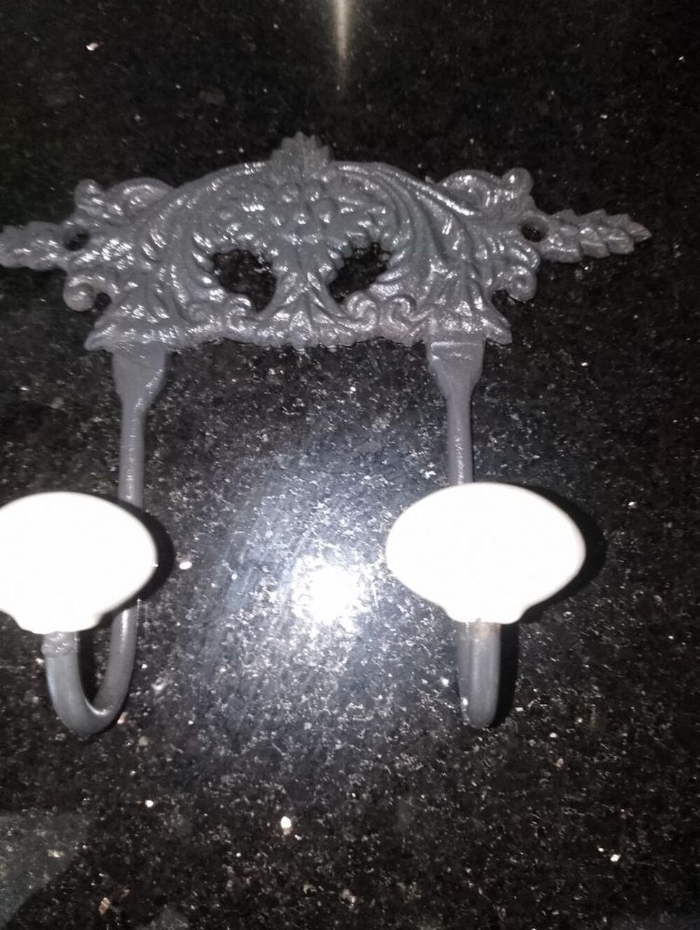 Pat&egrave;re 2 t&ecirc;tes Décoration