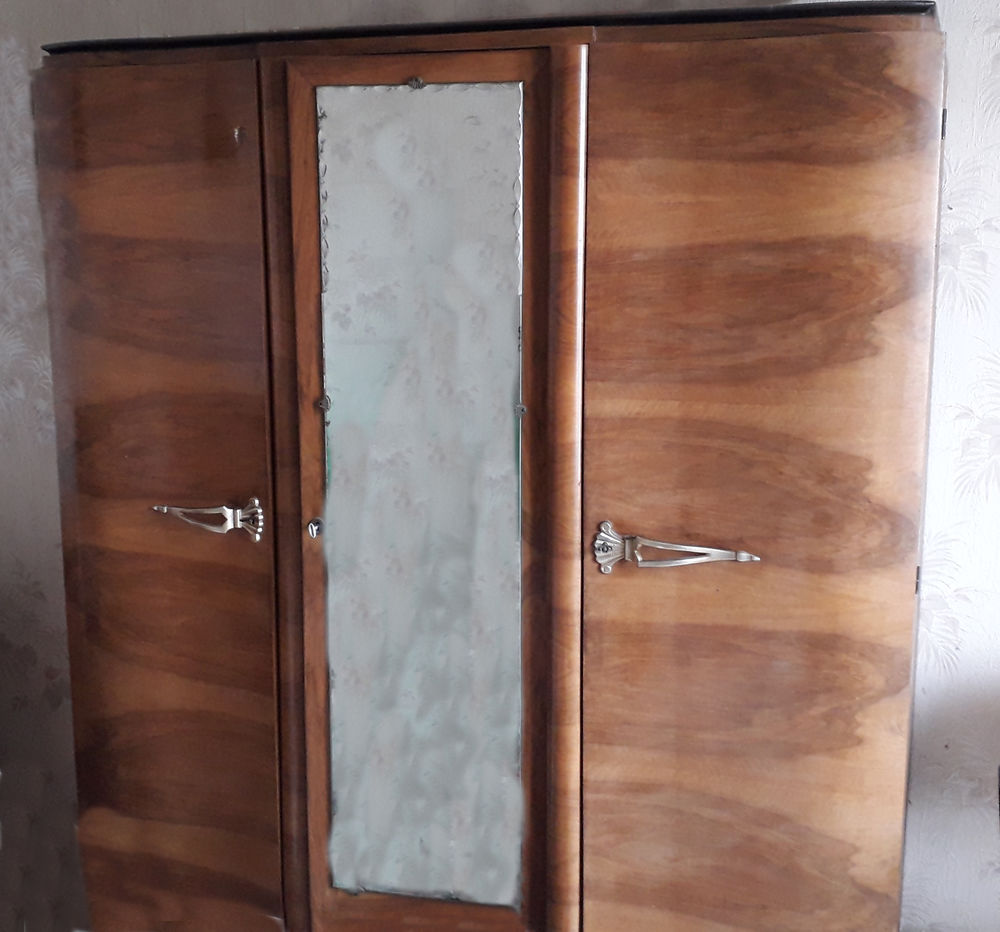 Armoire art d&eacute;co Meubles